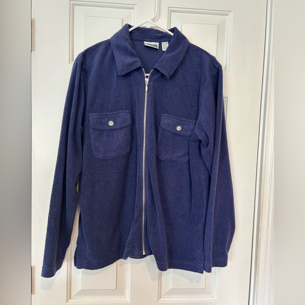 Fall Sale: Chico’s Design soft zip pretty purple shacket/jacket. S/M.
